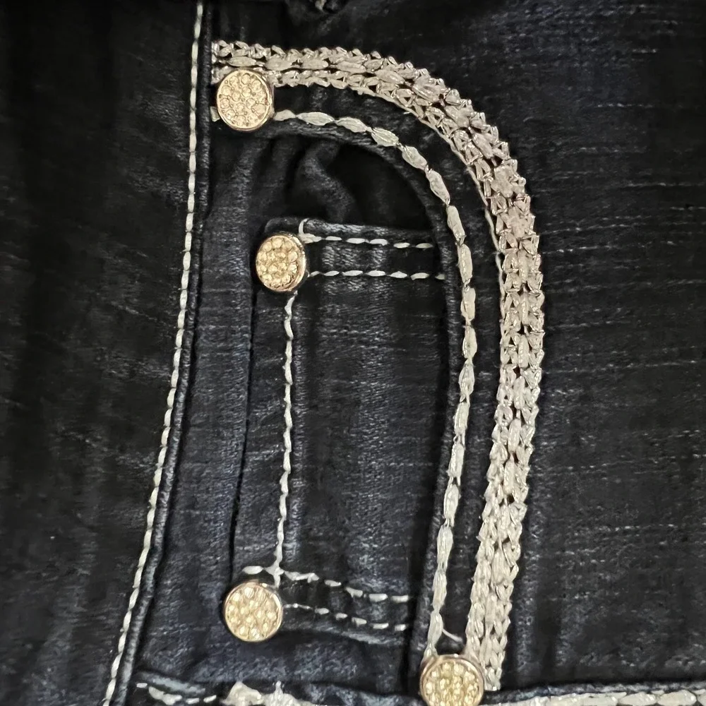 Daytrip Virgo Bootcut Jeans Dark Wash Contrast Stitch Size 31R DBK607